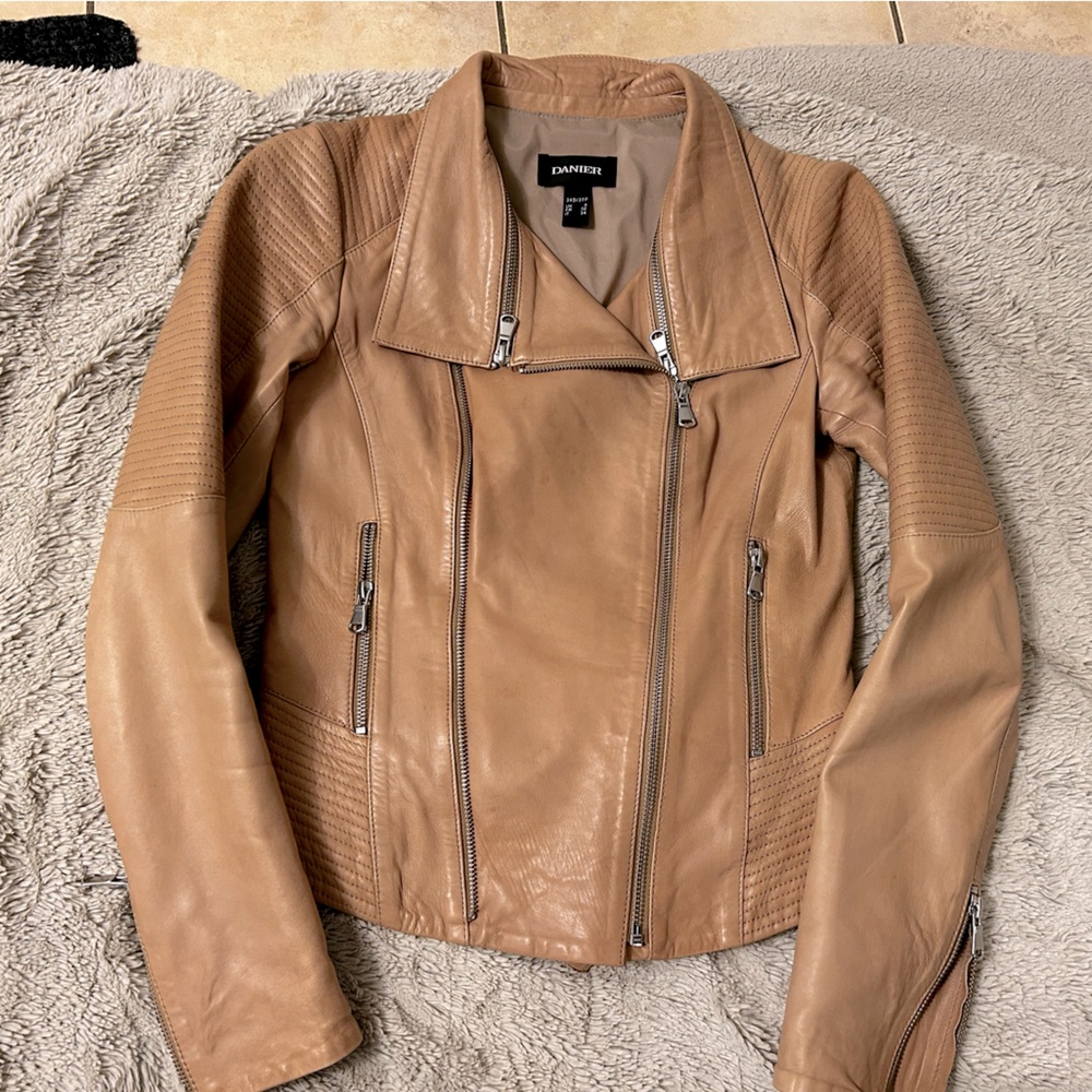 Danier Tan Leather Moto Jacket 3XS Silver Tone Hardware